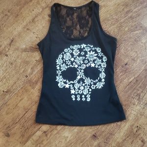 Black skull tank